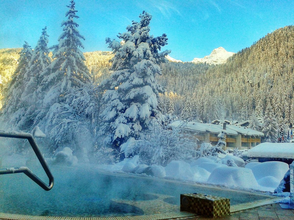 Hotel Relais Des Glaciers - Adults Only Champoluc Bagian luar foto